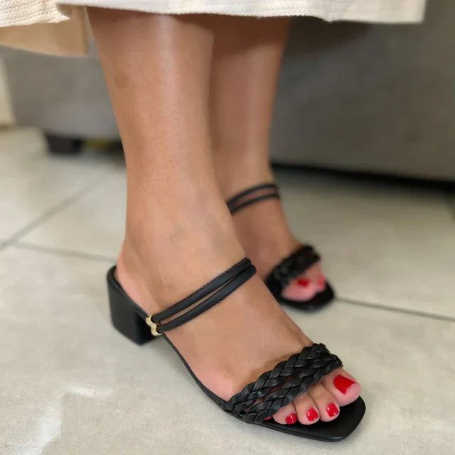 Sandália Salto Bloco Carol Preta