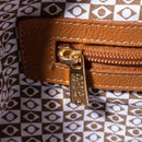 BOLSA FEMININA EM COURO ALÇA DE MÃO BRANCA COM CARAMELO