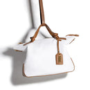 BOLSA FEMININA EM COURO ALÇA DE MÃO BRANCA COM CARAMELO