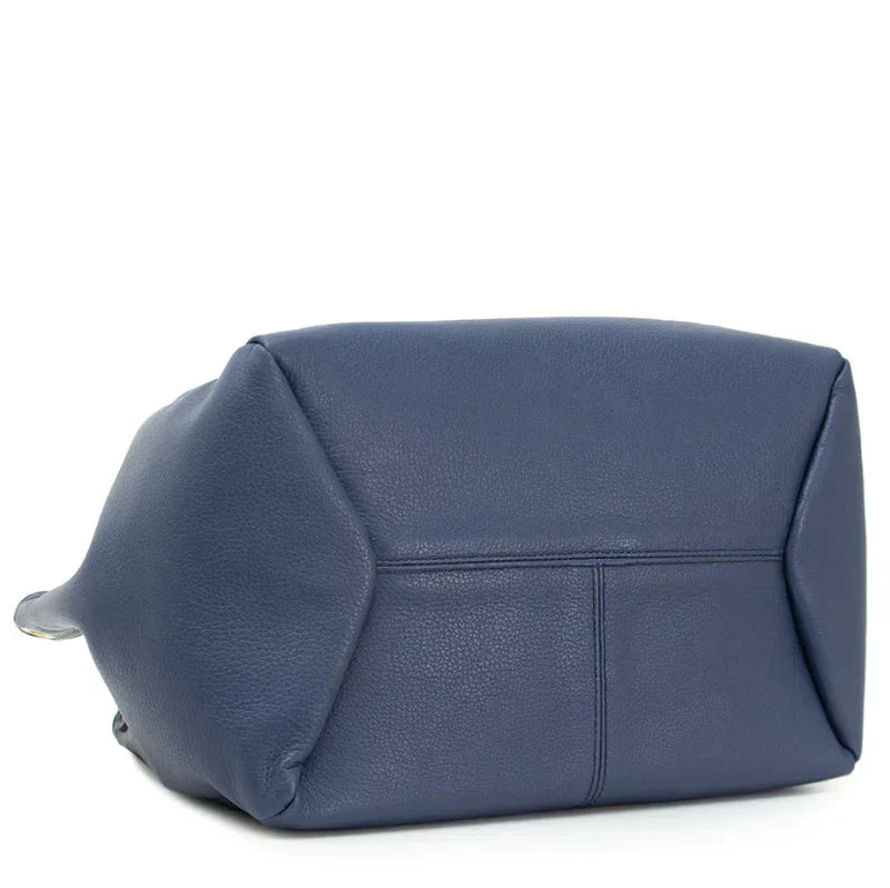 BOLSA FEMININA EM COURO ALÇA DE MÃO AZUL MARINHO