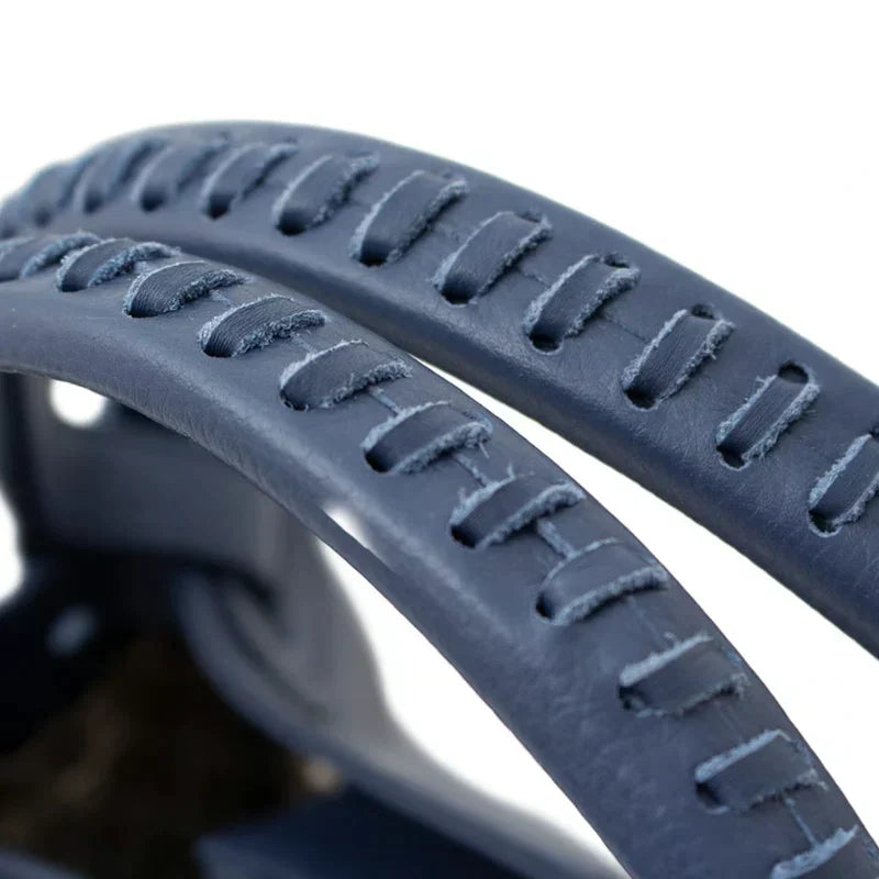 BOLSA FEMININA EM COURO ALÇA DE MÃO AZUL MARINHO